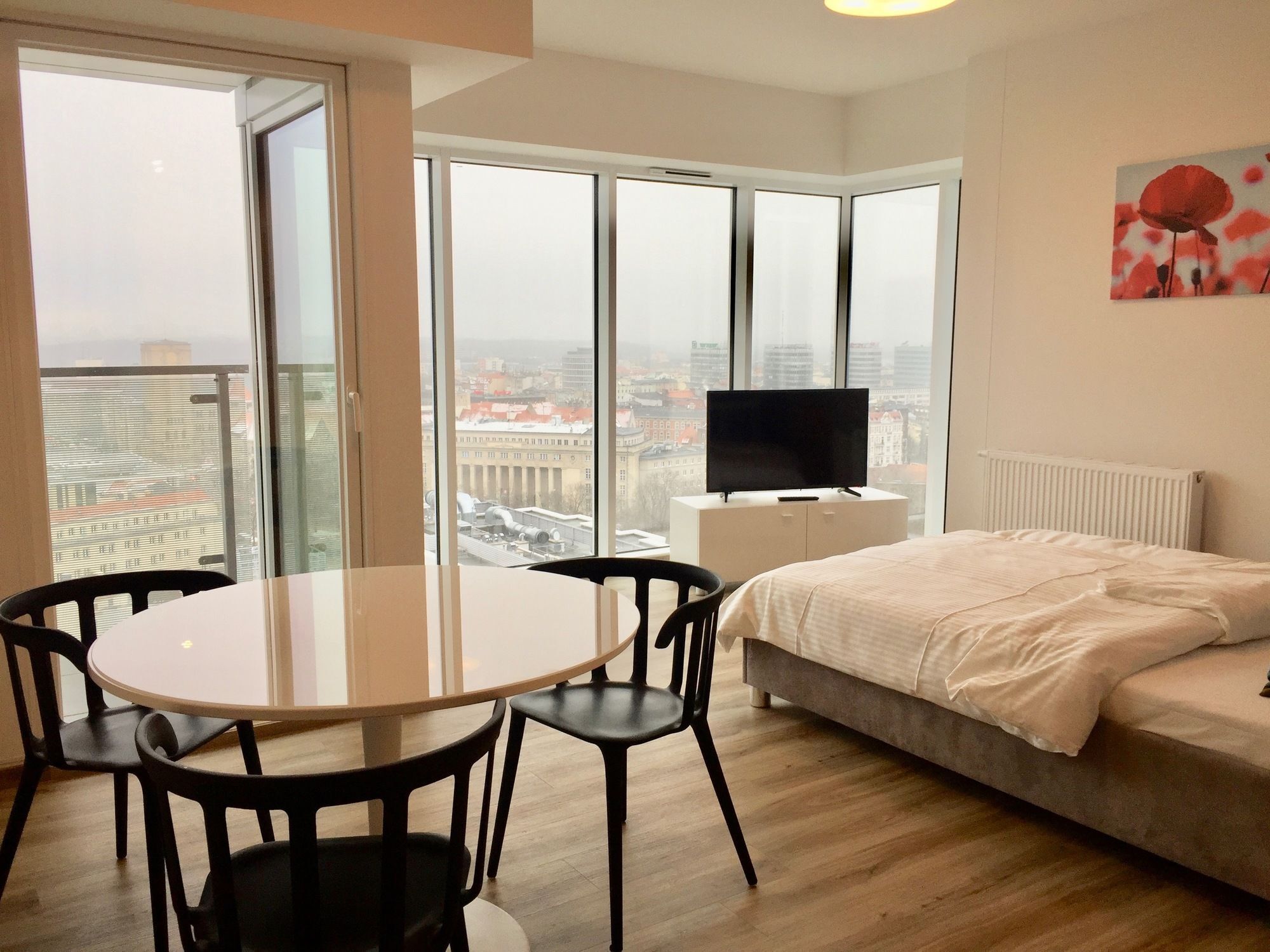 Capital Apartments - Towarowa Poznań Eksteriør bilde