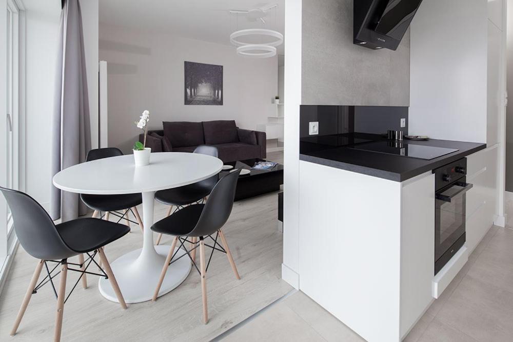 Capital Apartments - Towarowa Poznań Eksteriør bilde